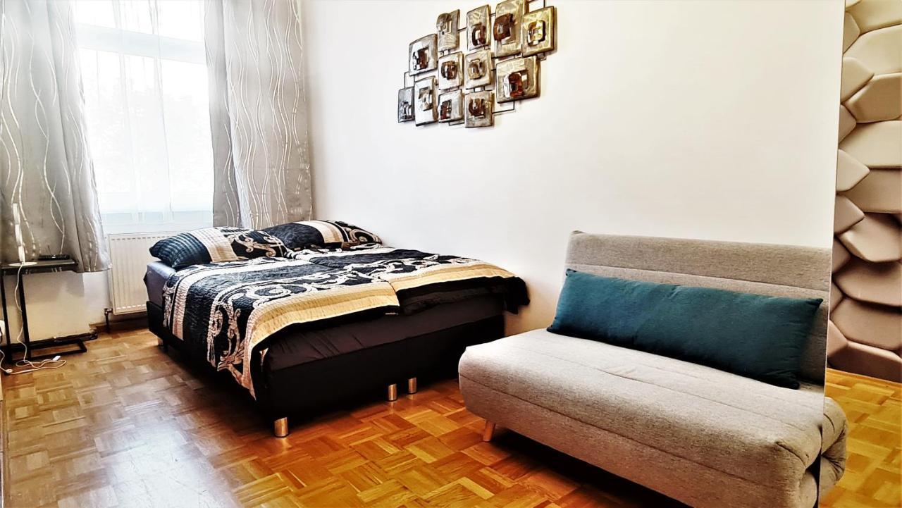 Boutique Apartments Vienna - Luxury 2 ภายนอก รูปภาพ