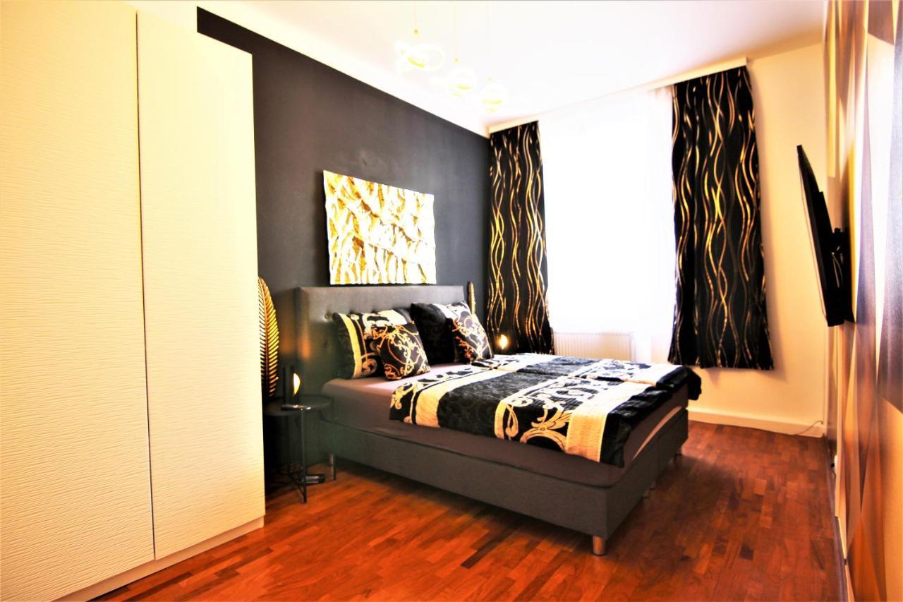 Boutique Apartments Vienna - Luxury 2 ภายนอก รูปภาพ