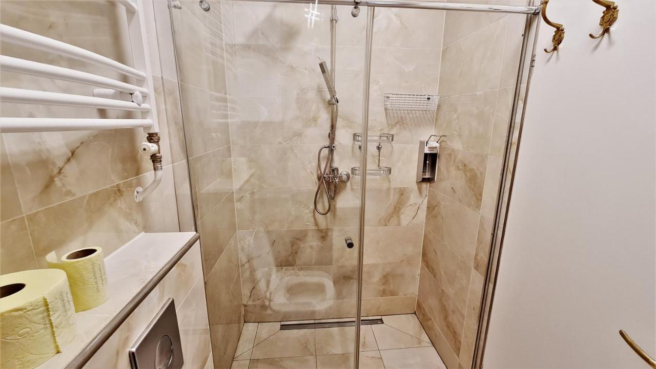 Boutique Apartments Vienna - Luxury 2 ภายนอก รูปภาพ